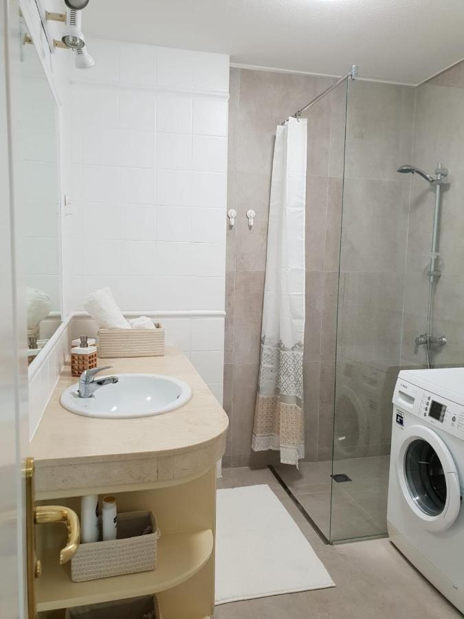 A Charming Apartment With A Swimming Pool Коста-дель-Сіленсіо Екстер'єр фото